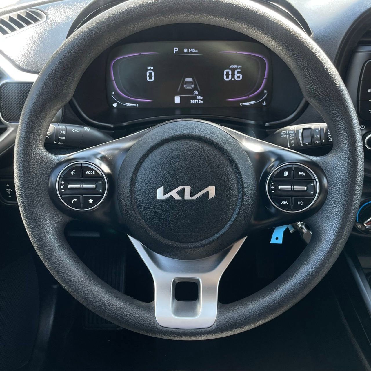 Used 2024 Kia Soul LX w/ Option Group 015 FWD image 12