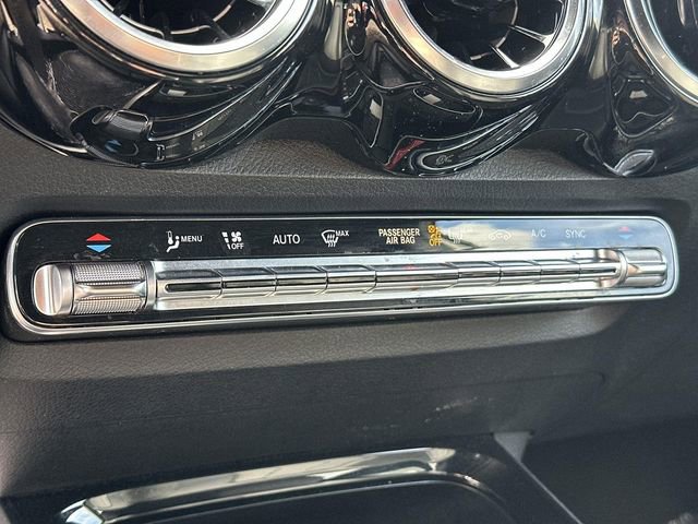 Used 2023 Mercedes-Benz GLB 250 image 38