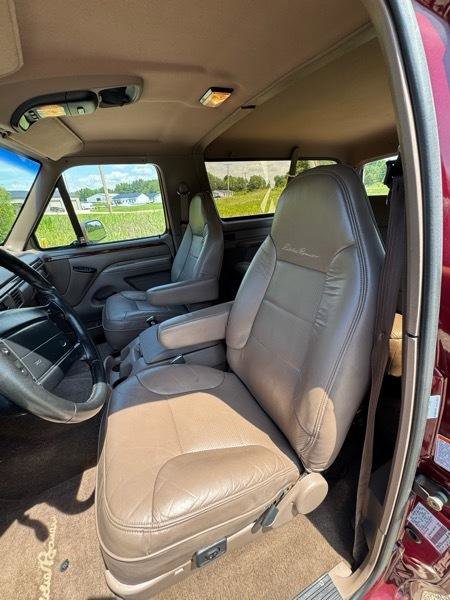 Used 1996 Ford Bronco Eddie Bauer AWD/4WD image 9