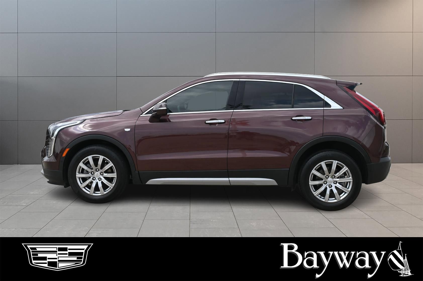Used 2022 Cadillac XT4 Premium Luxury w/ Enhanced Visibility Package FWD image 4