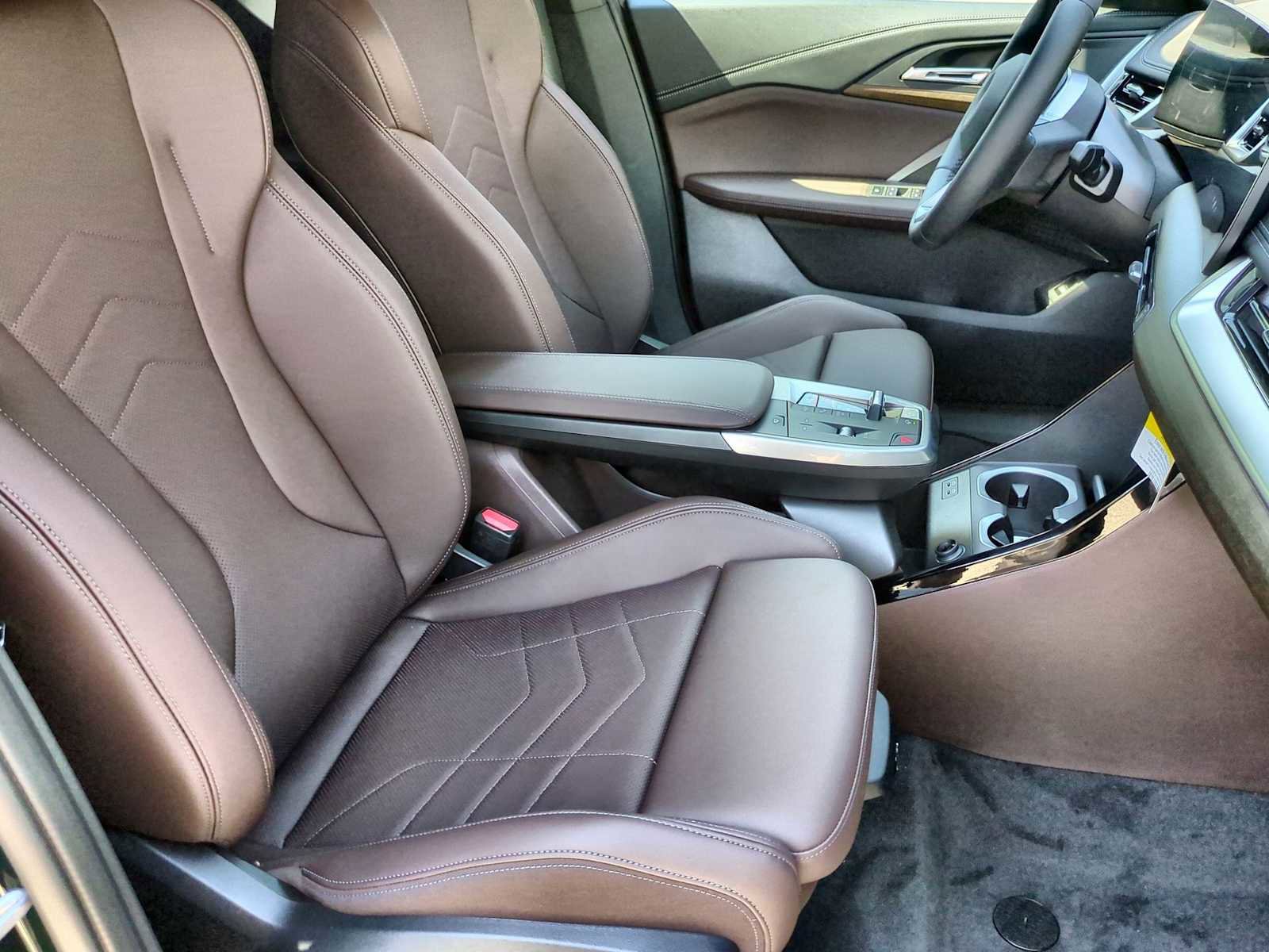 New 2025 BMW X1 xDrive28i w/ Technology Package image 24