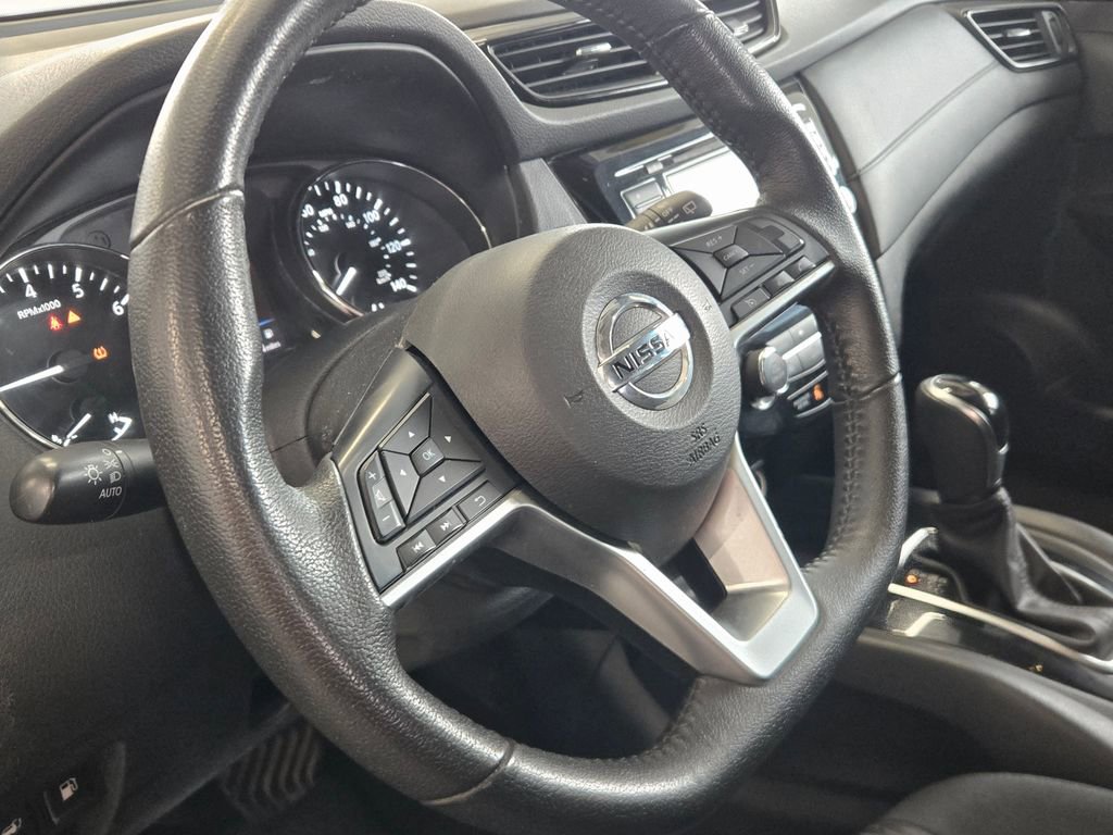 Used 2019 Nissan Rogue SV image 21
