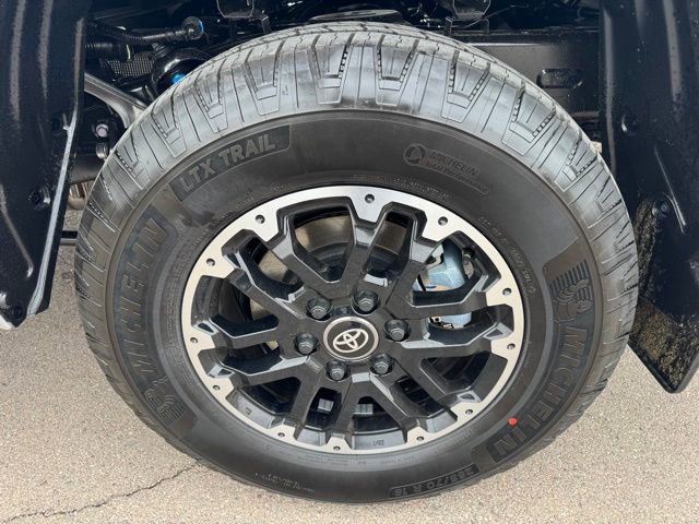 New 2026 Toyota Tundra SR5 w/ TRD Off-Road Premium Package image 11