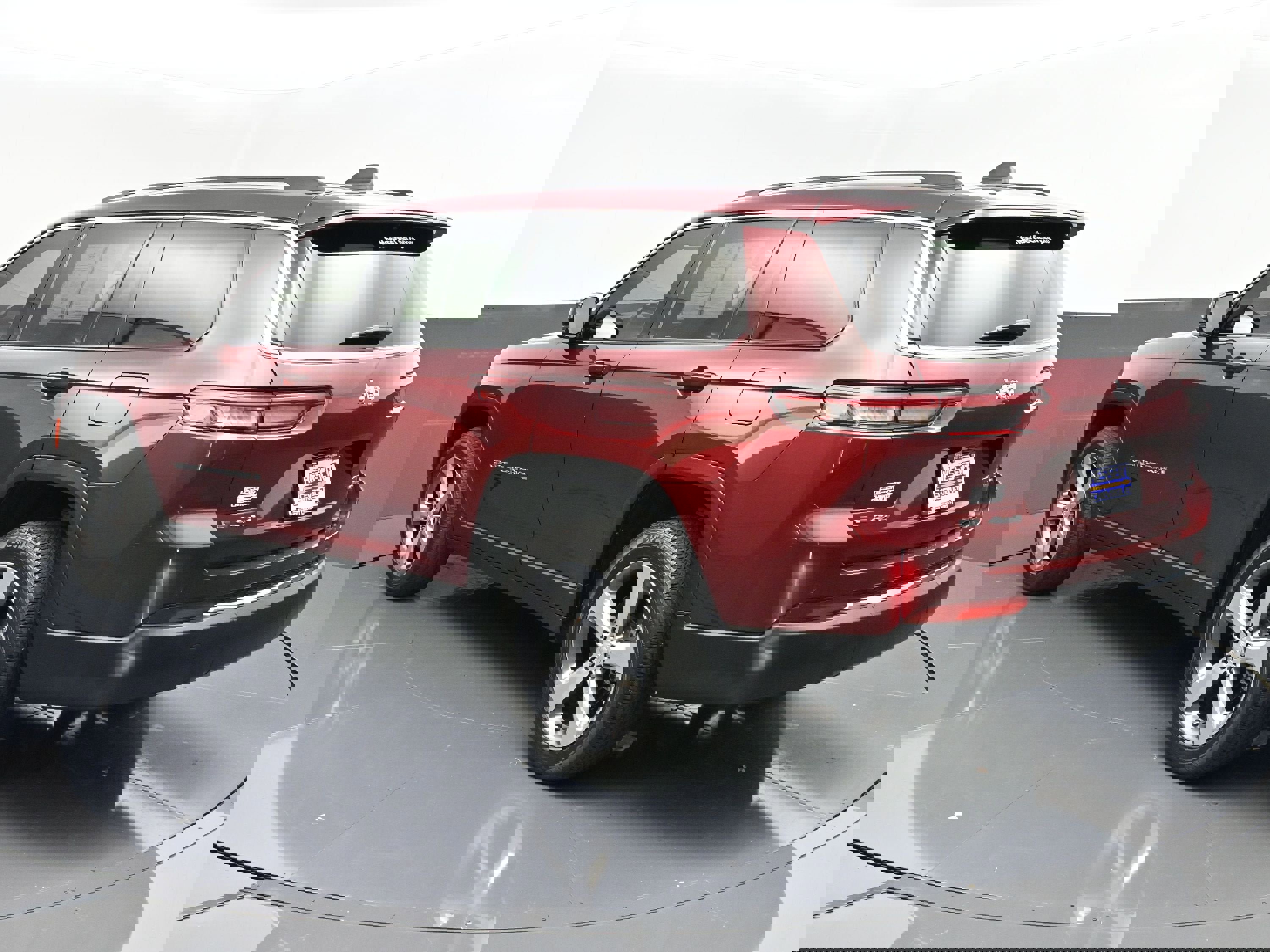 Used 2022 Jeep Grand Cherokee L Limited image 5