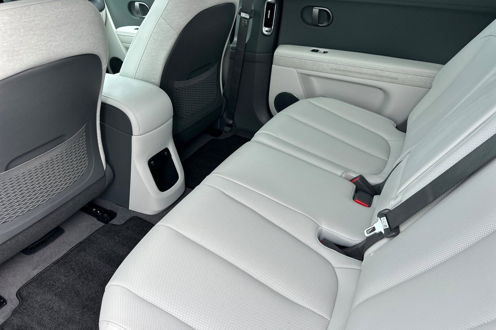 Used 2025 Hyundai Ioniq 5 Limited image 15