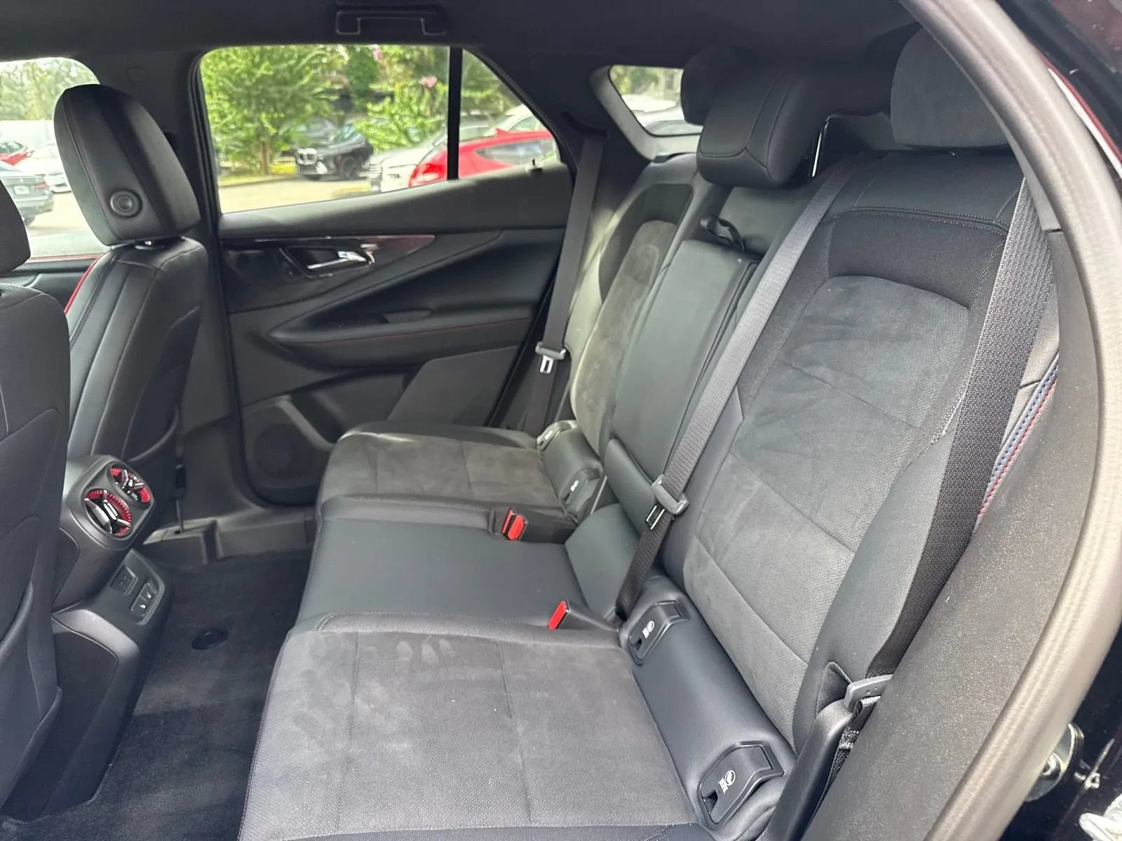 Used 2024 Chevrolet Blazer EV RS AWD/4WD image 13