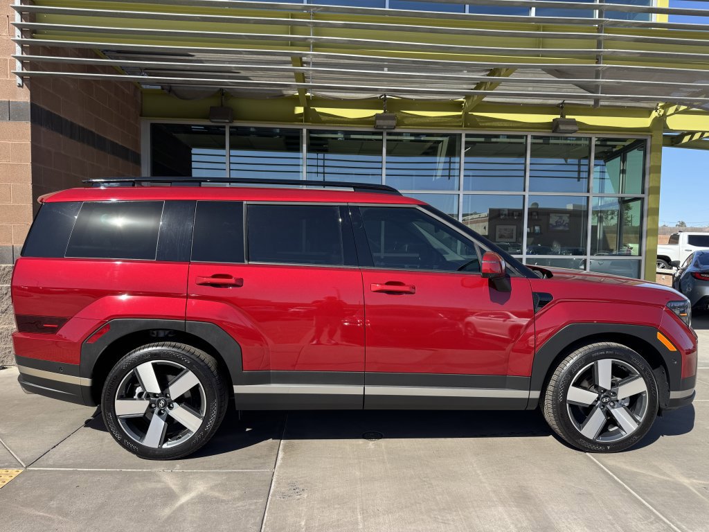 Used 2024 Hyundai Santa Fe Limited image 9