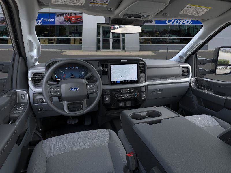 New 2026 Ford F250 XLT w/ XLT Premium Package image 9