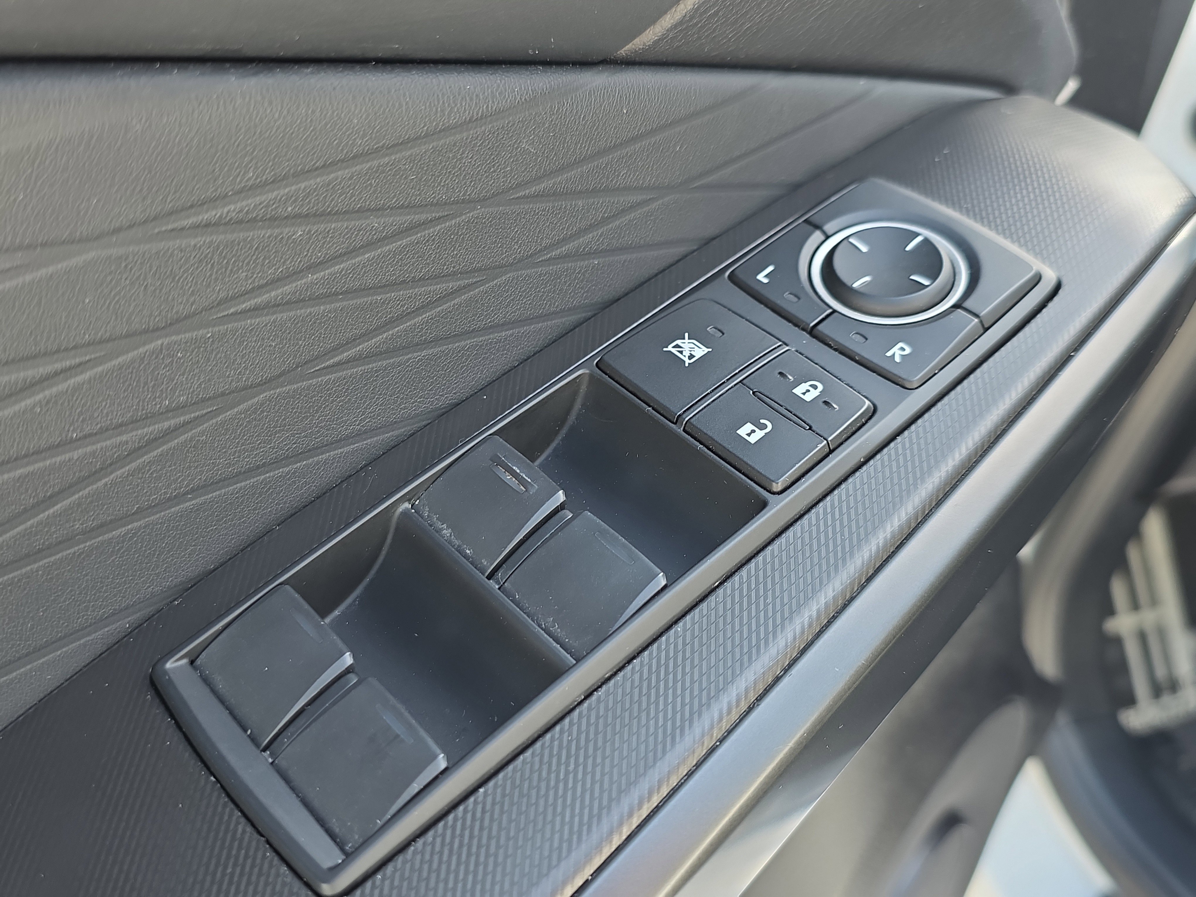 Used 2023 Lexus IS 350 F Sport w/ Navigation Package image 22