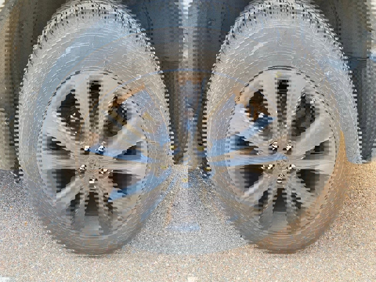 Used 2013 Toyota RAV4 Limited image 10