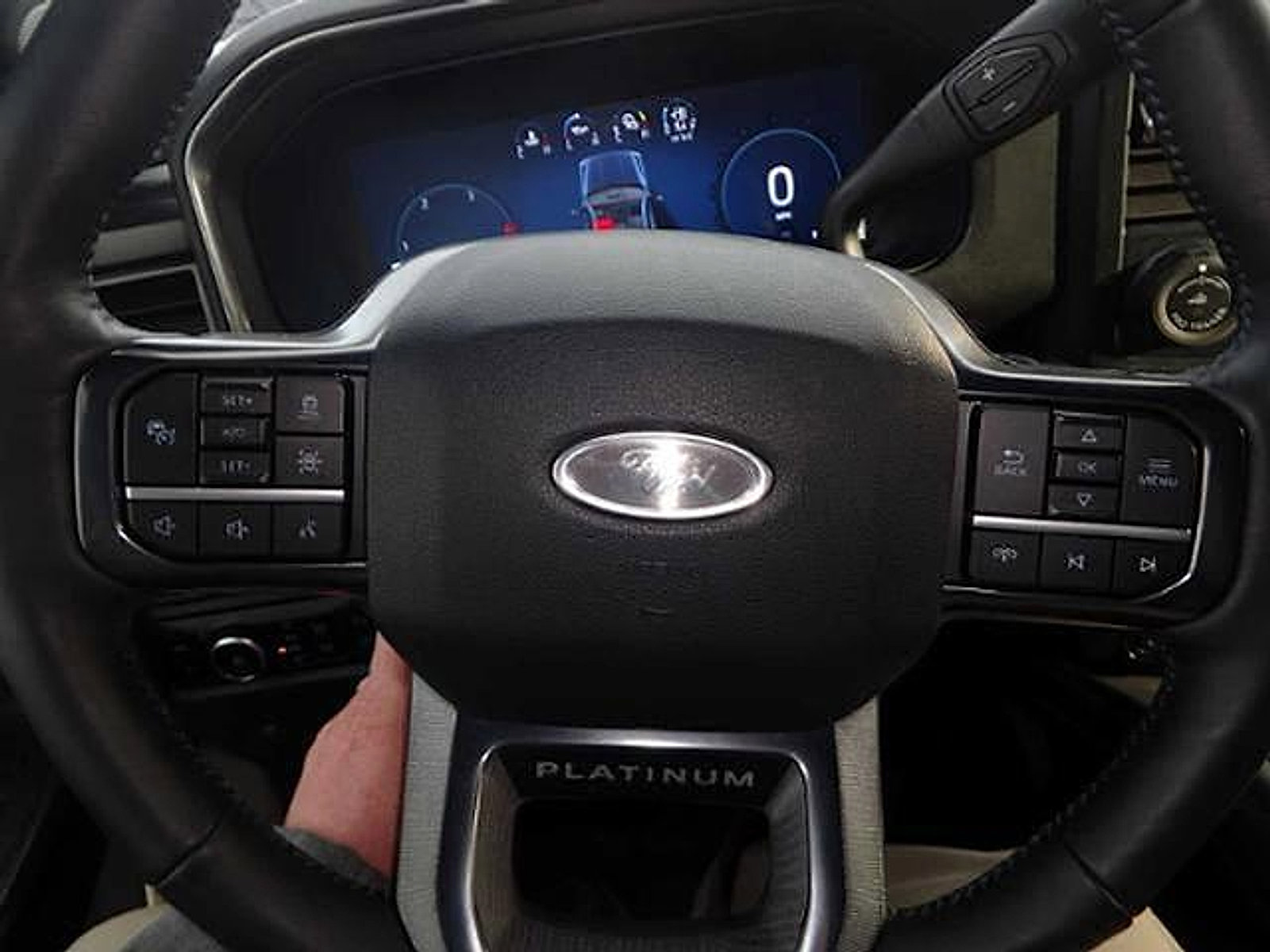 Used 2025 Ford F350 Platinum w/ FX4 Off-Road Package image 24