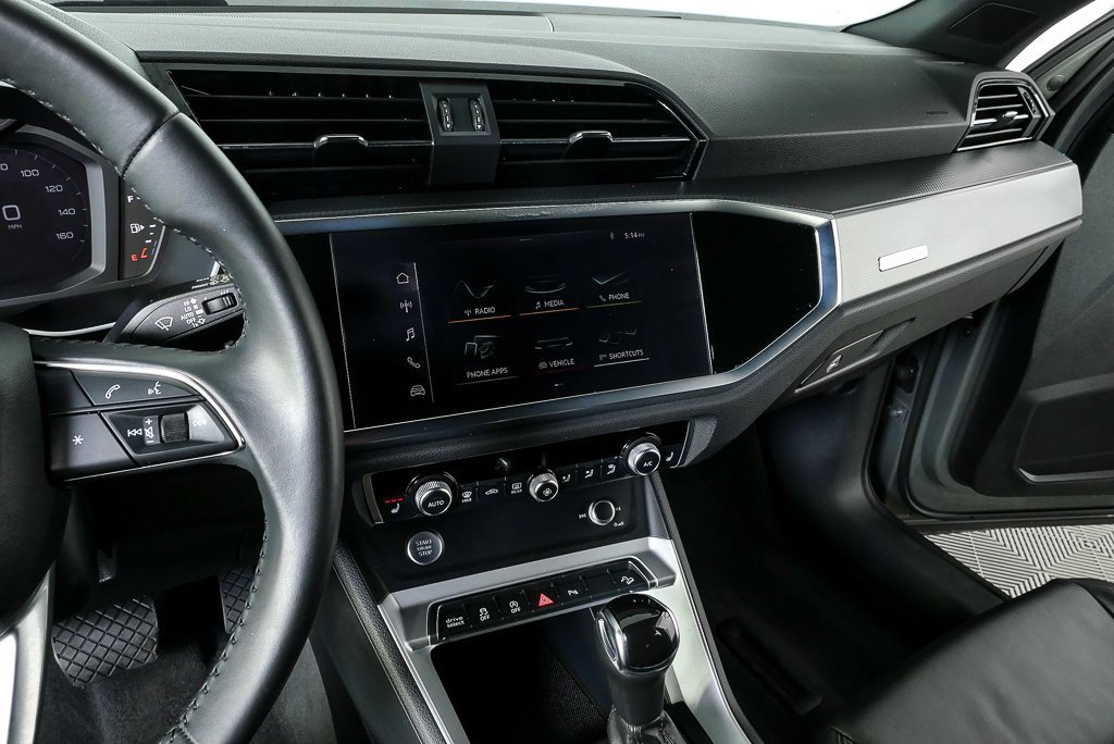 Used 2019 Audi Q3 2.0T Premium w/ Convenience Package image 12