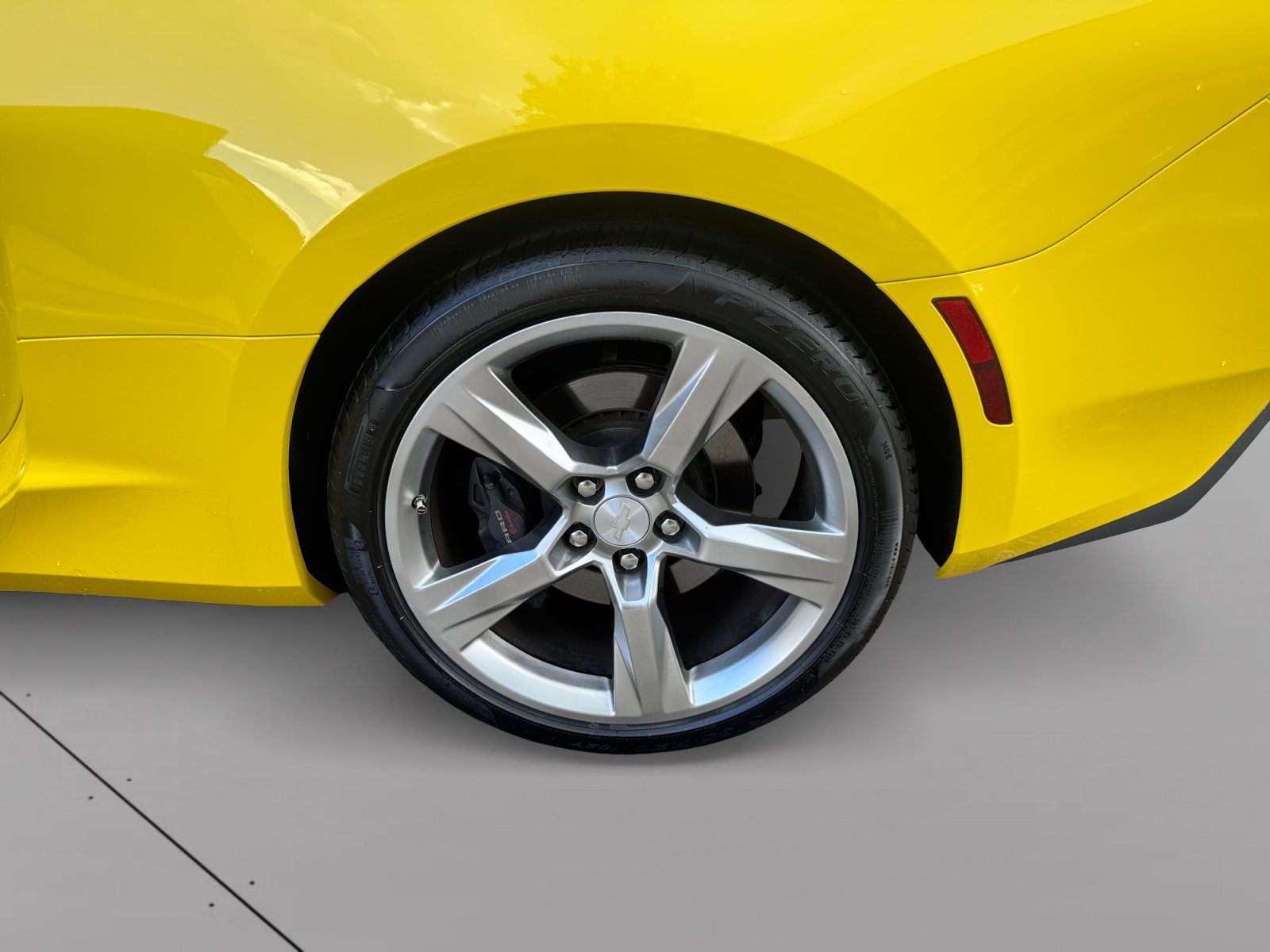 Used 2017 Chevrolet Camaro SS RWD image 15