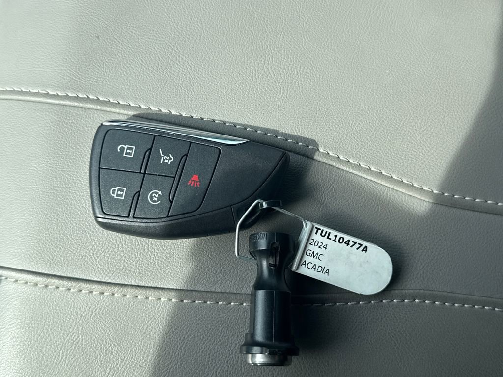 Used 2024 GMC Acadia Elevation w/ LPO, Floor Liner Package image 2
