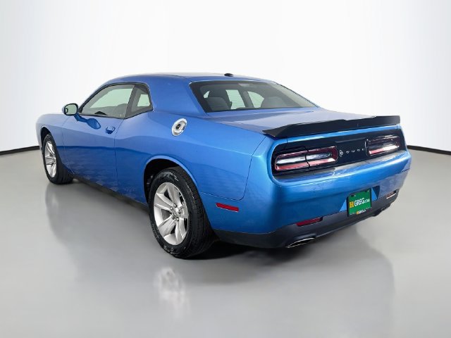 Used 2023 Dodge Challenger SXT RWD image 7