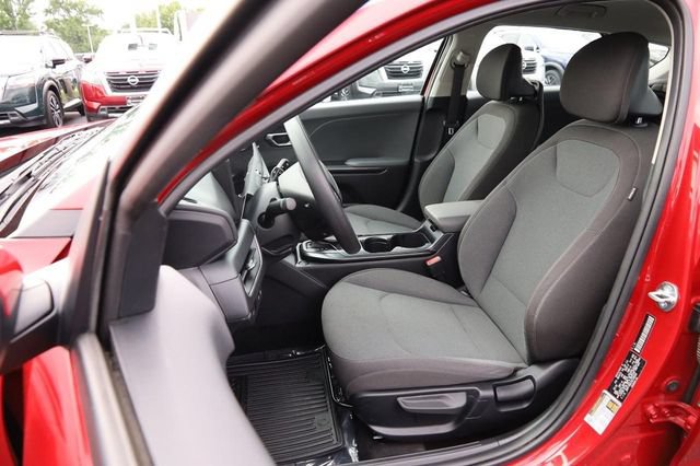 Used 2025 Kia K4 FWD image 8