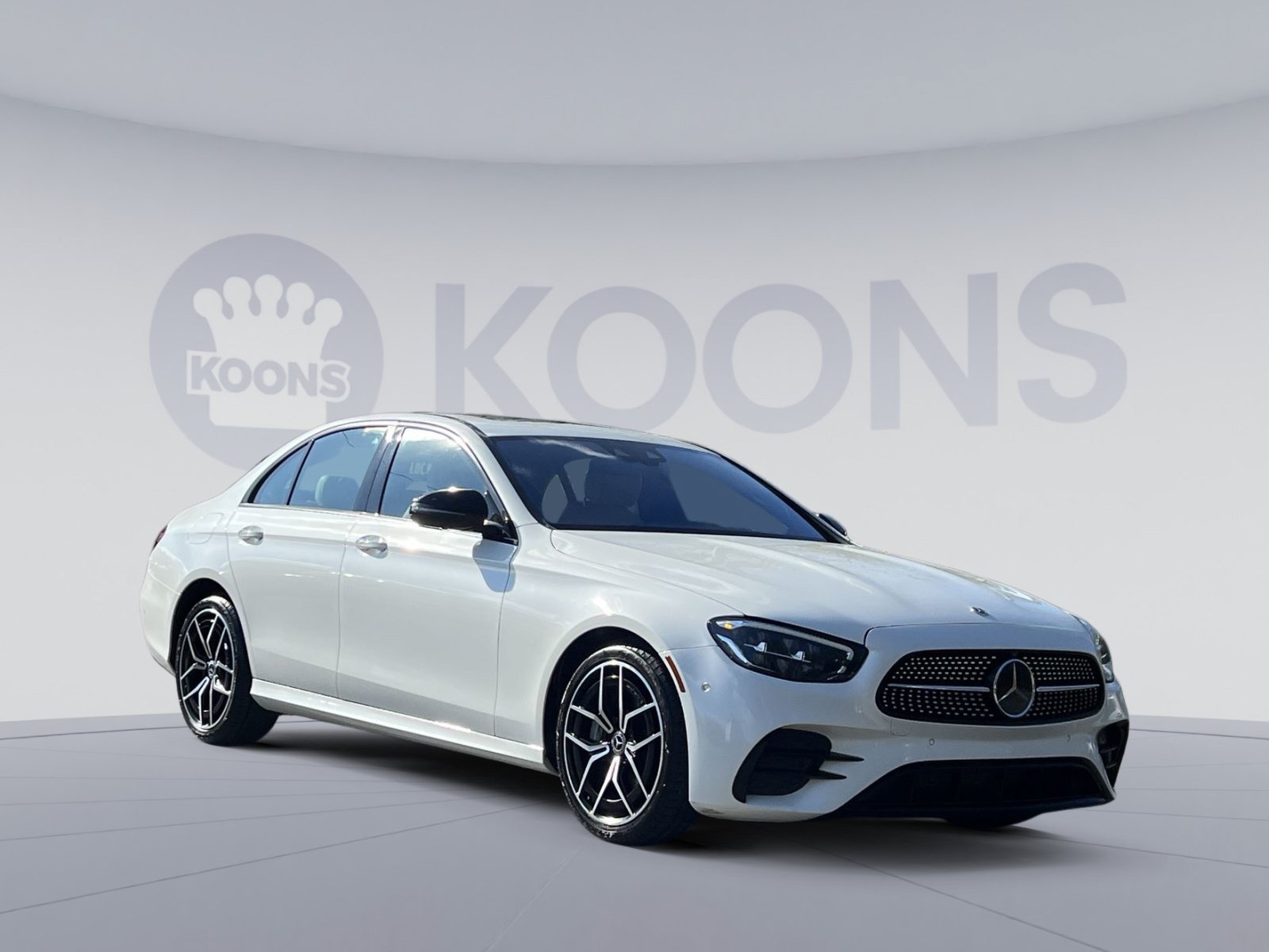 Certified 2021 Mercedes-Benz E 350 4MATIC Sedan w/ Premium Package image 8