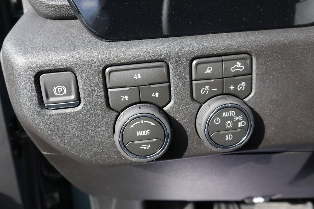 New 2026 Chevrolet Silverado 3500 LT w/ All Star Edition image 11