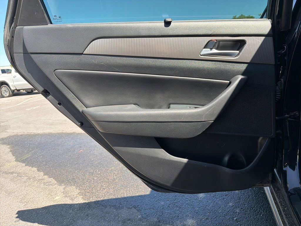 Used 2018 Hyundai Sonata Limited FWD image 24