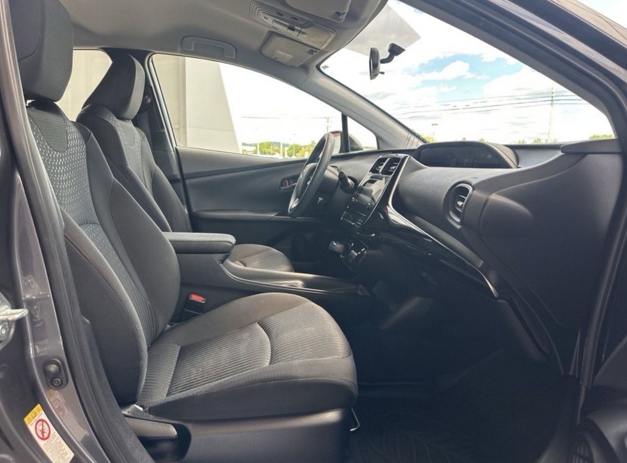 Used 2016 Toyota Prius Two FWD image 9