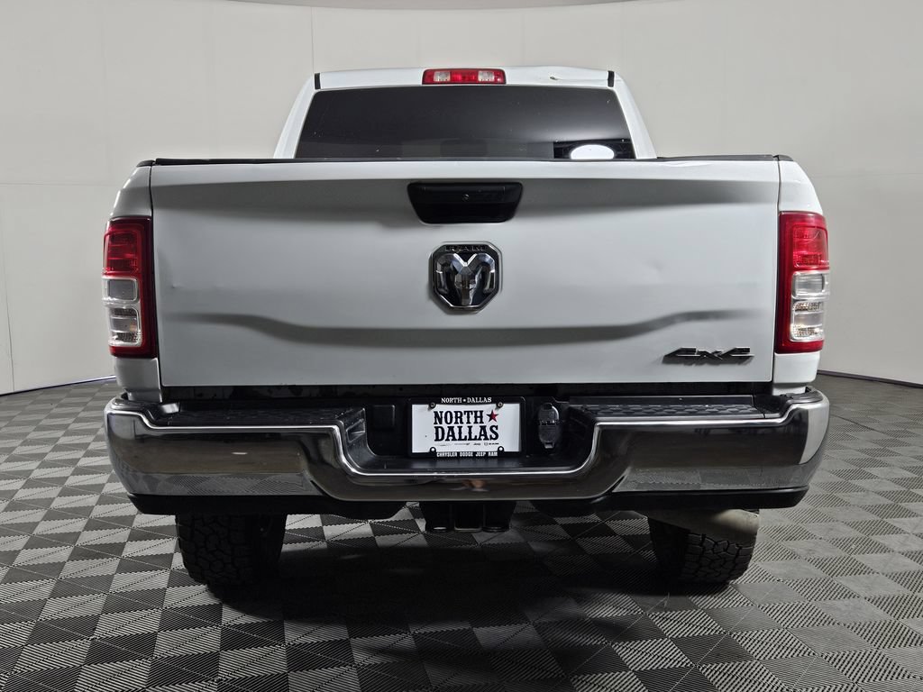 Used 2024 RAM 2500 Tradesman w/ Chrome Appearance Group AWD/4WD image 5