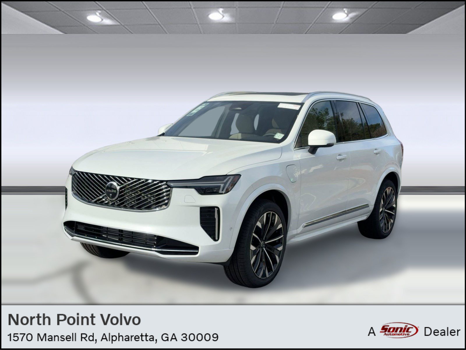 New 2026 Volvo XC90 T8 Plus AWD/4WD image 1