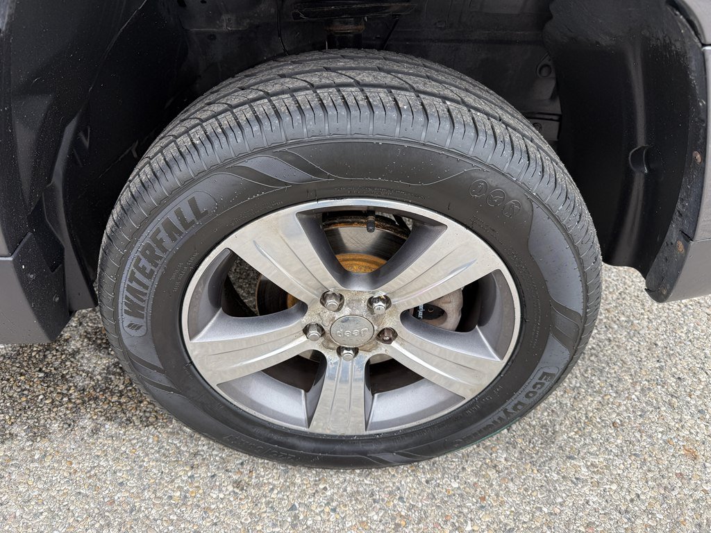 Used 2017 Jeep Patriot High Altitude AWD/4WD image 7