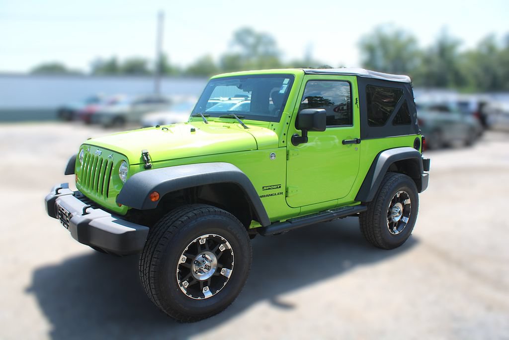 Used 2013 Jeep Wrangler Sport AWD/4WD image 14