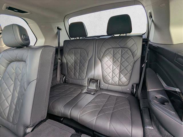 Certified 2023 BMW X7 xDrive40i w/ Climate Comfort Package image 21