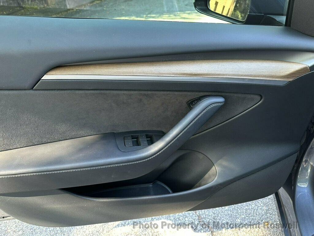Used 2023 Tesla Model 3 Standard Range RWD image 15