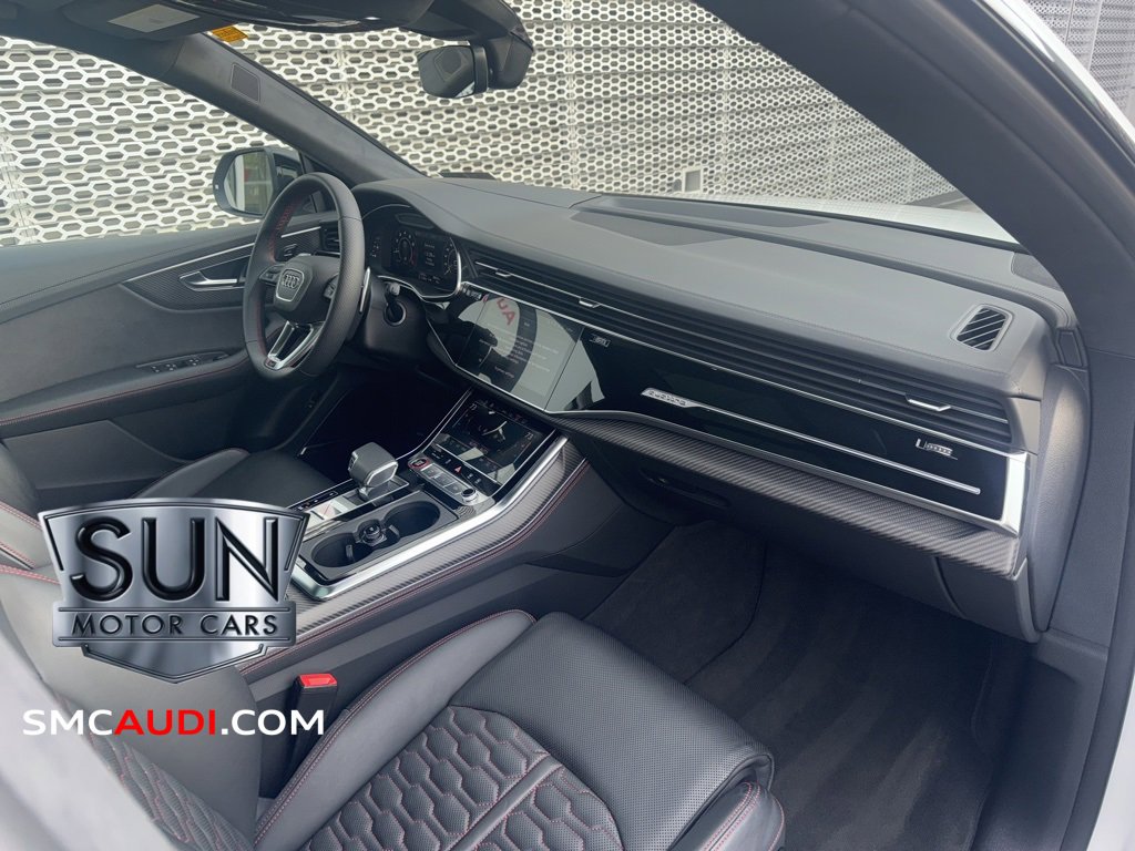 Used 2024 Audi RS Q8 w/ Black Optic Package image 19