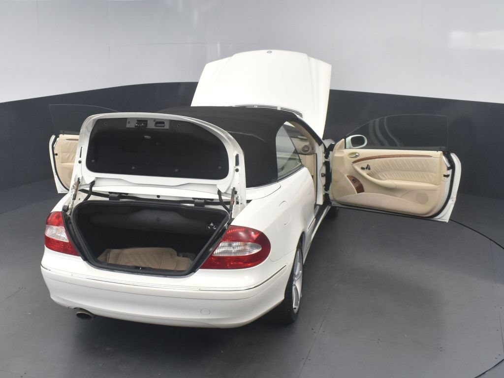 Used 2008 Mercedes-Benz CLK 350 Cabriolet image 28
