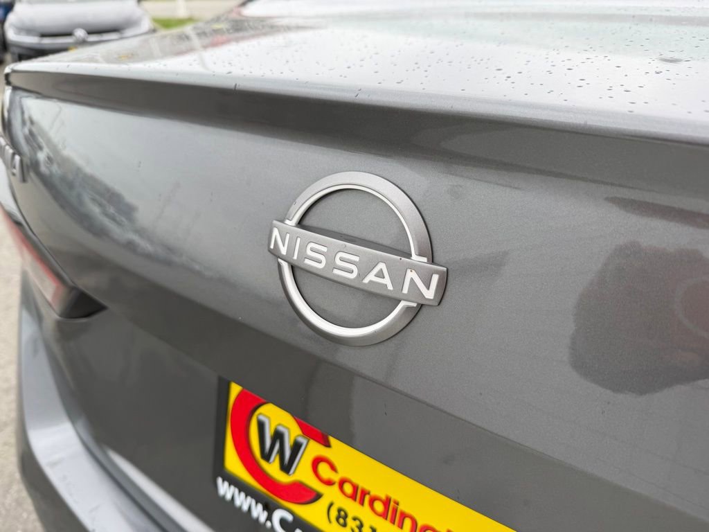 Used 2024 Nissan Altima 2.5 SV FWD image 10