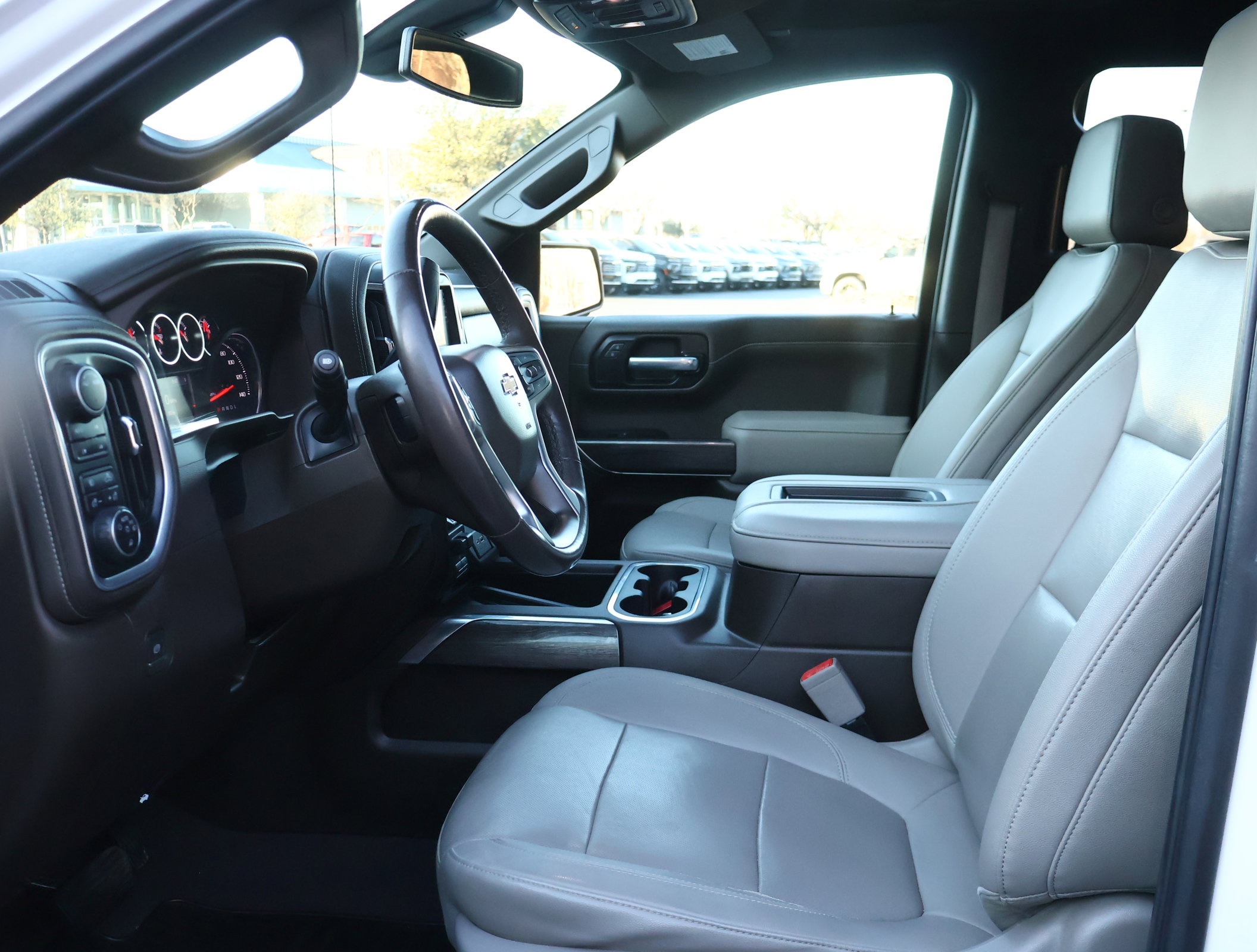 Used 2022 Chevrolet Silverado 1500 LTZ w/ Safety Package II image 12