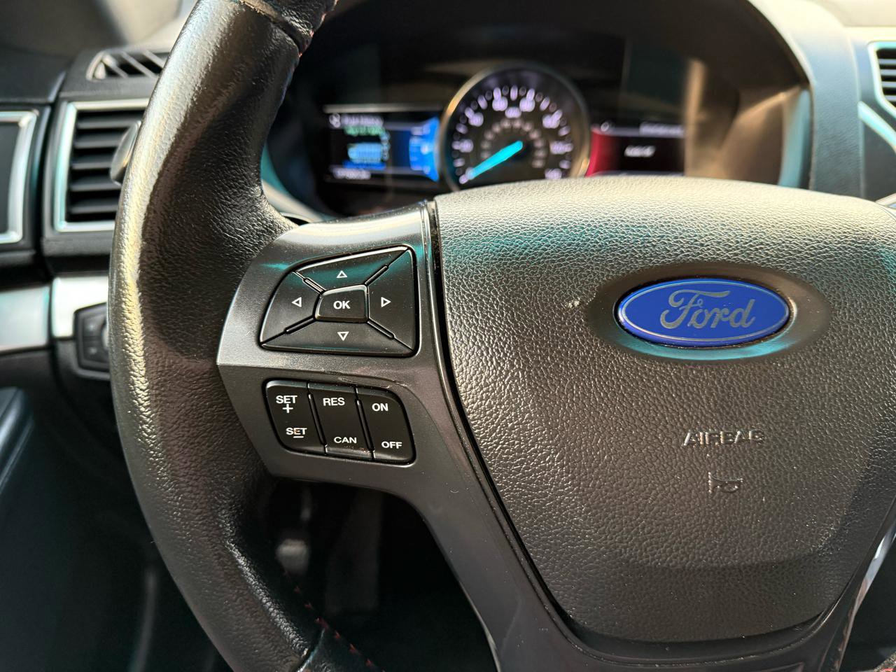 Used 2016 Ford Explorer Sport image 24