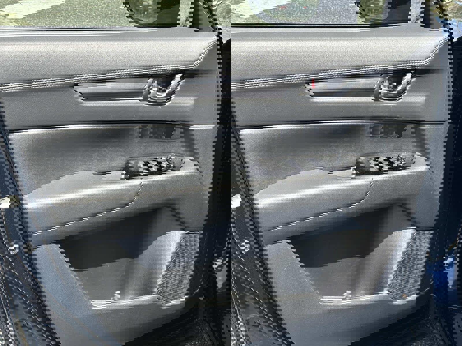 Certified 2025 MAZDA CX-5 AWD 2.5 S w/ Preferred Package image 17