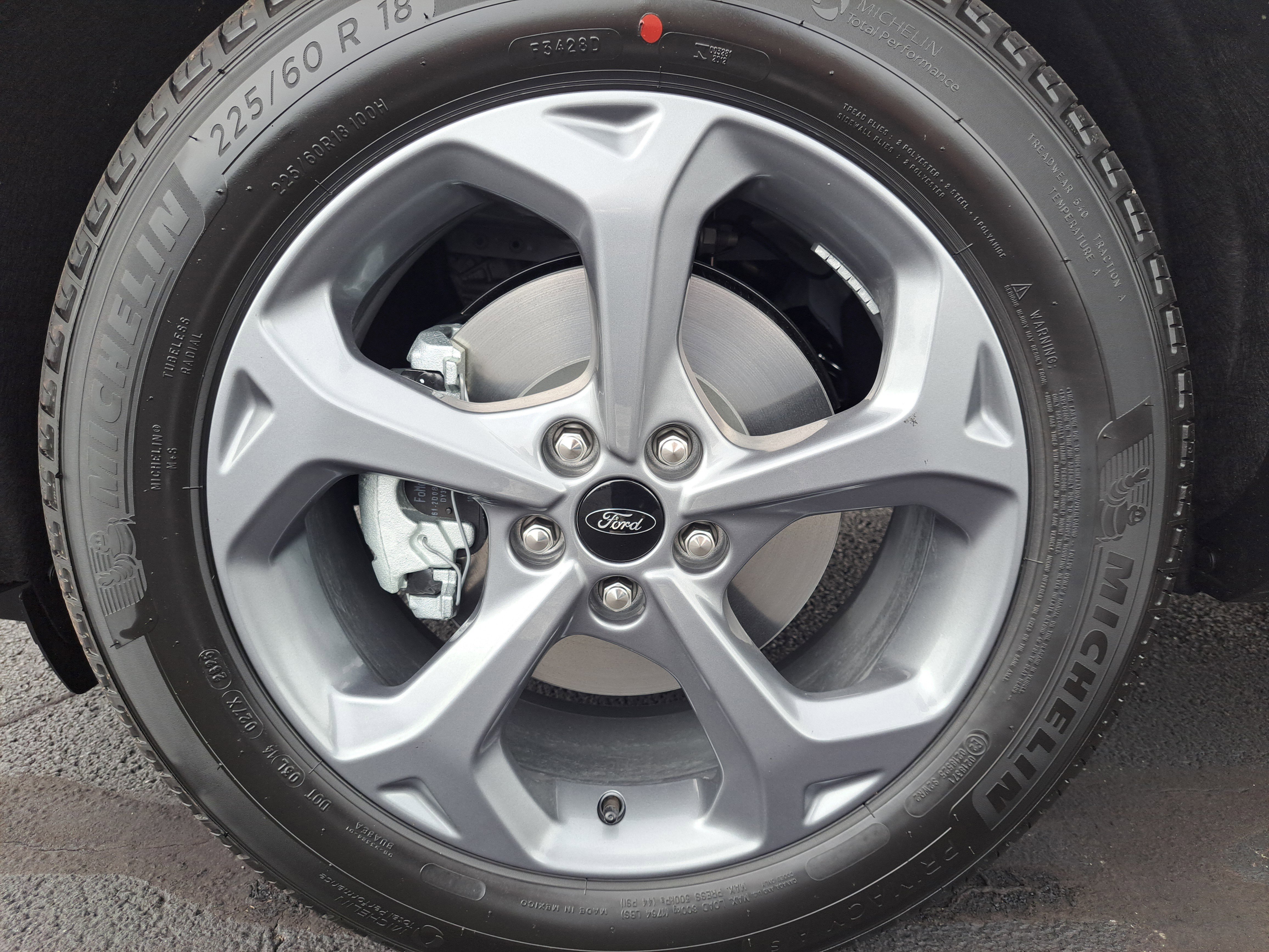 New 2025 Ford Escape ST-Line image 6