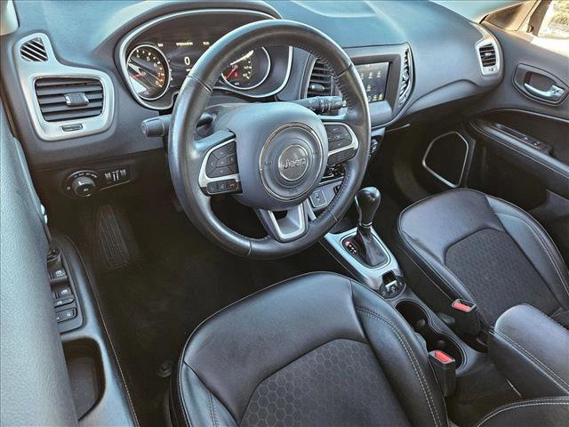 Used 2018 Jeep Compass Latitude w/ Popular Equipment Group image 10