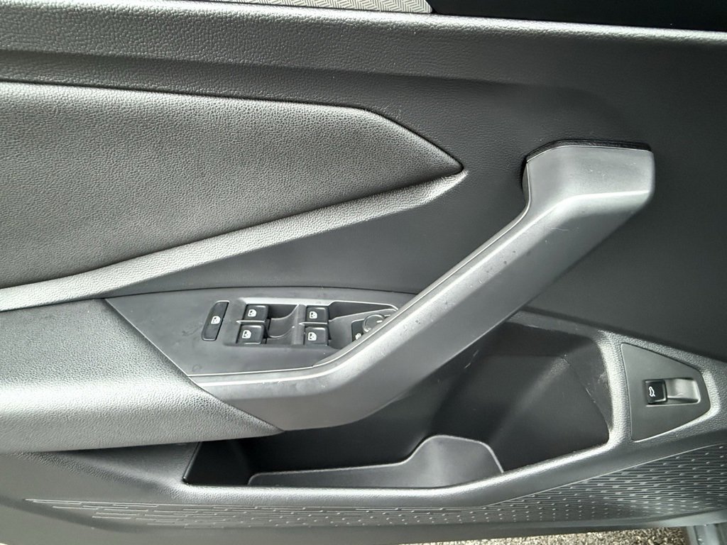 Used 2019 Volkswagen Jetta S w/ Driver Assistance Package image 12