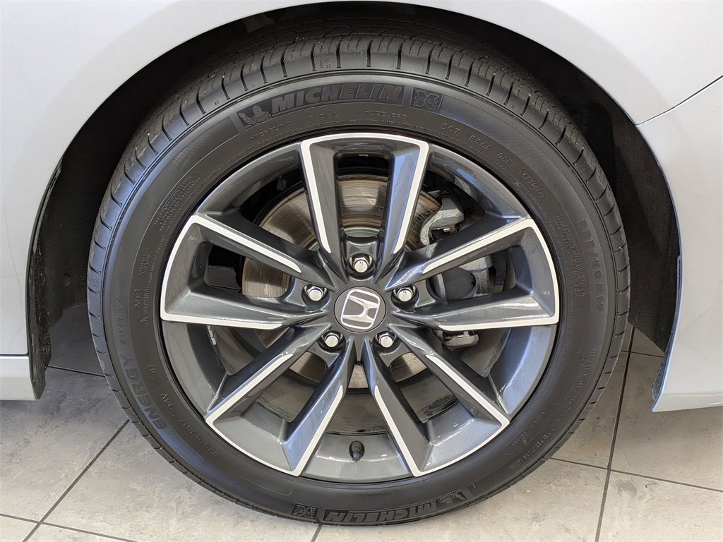 Used 2021 Honda Accord EX-L image 12