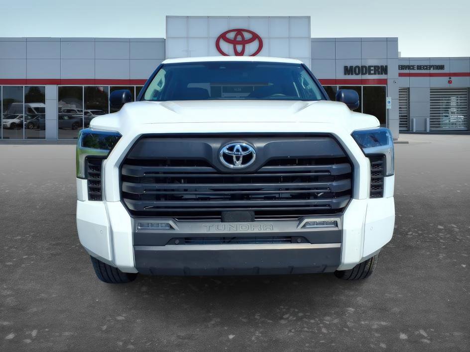 Used 2024 Toyota Tundra SR5 w/ SR5 Convenience Package RWD image 7