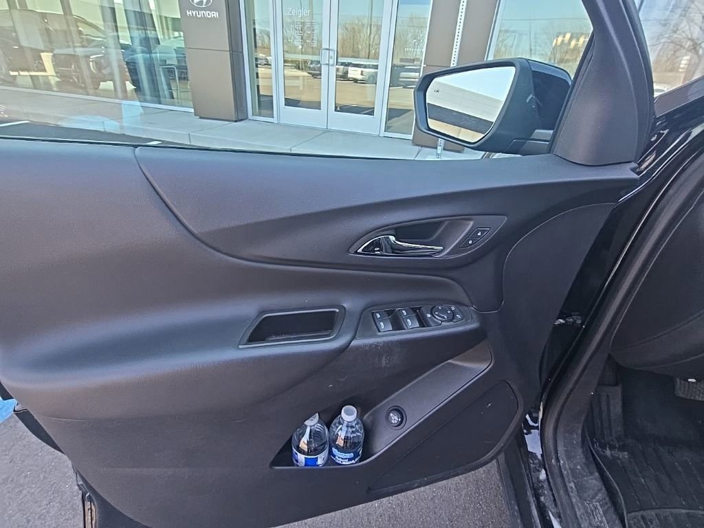 Used 2024 Chevrolet Equinox LT image 5