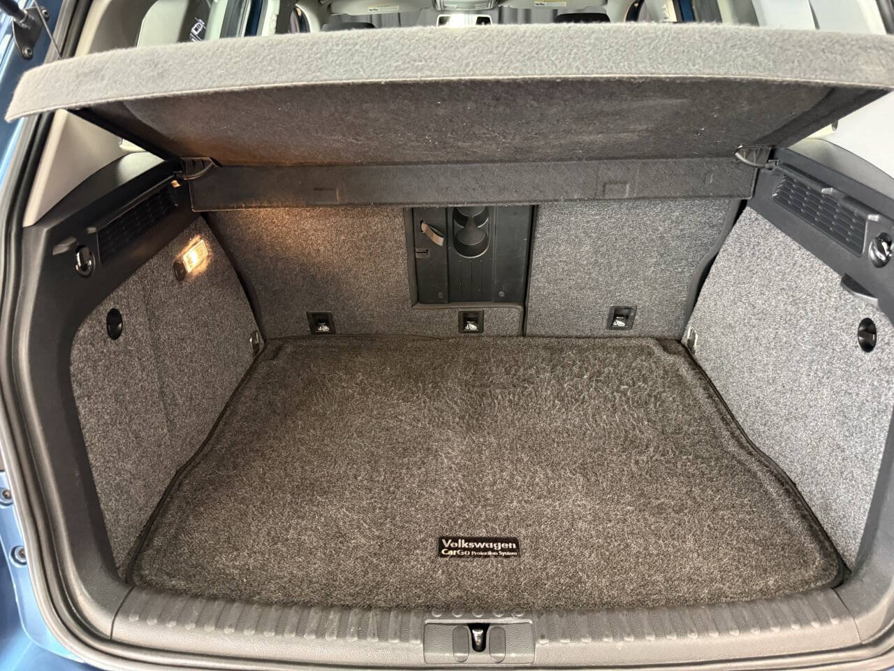 Used 2018 Volkswagen Tiguan Limited w/ Premium Package AWD/4WD image 25