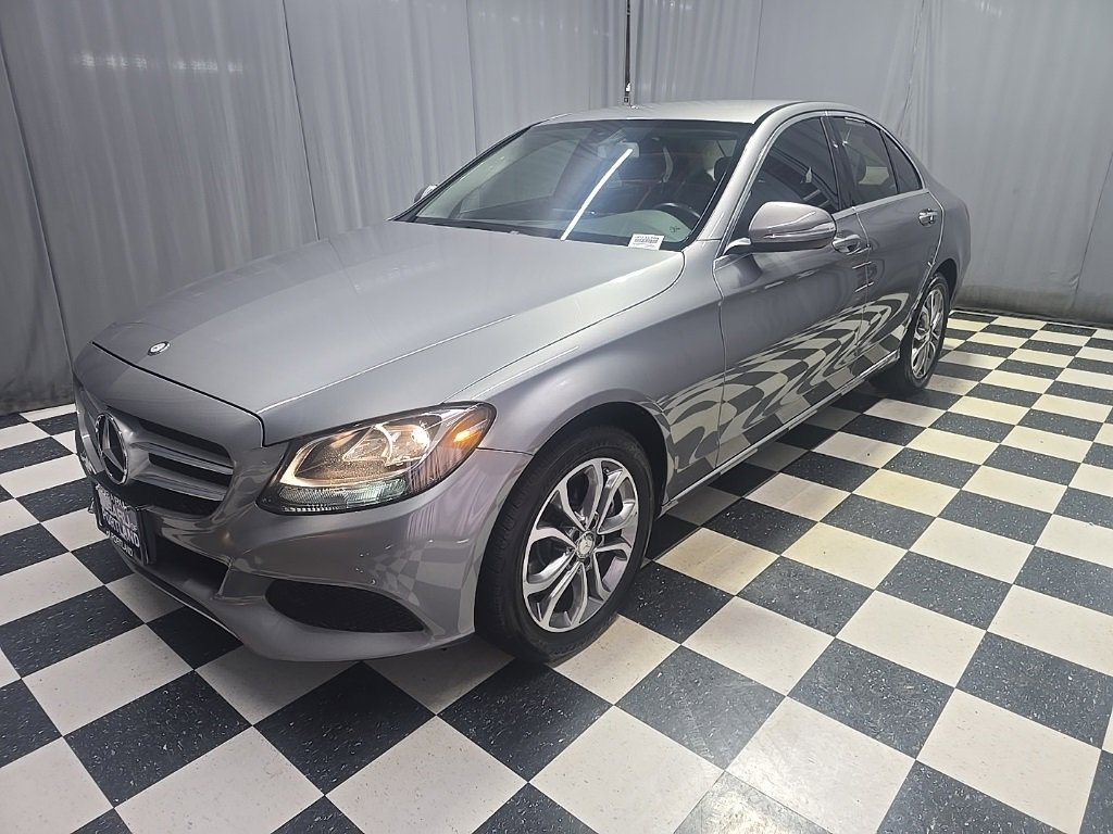 Used 2015 Mercedes-Benz C 300 4MATIC Sedan image 1