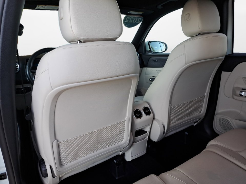Used 2022 Mercedes-Benz GLB 250 4MATIC image 15