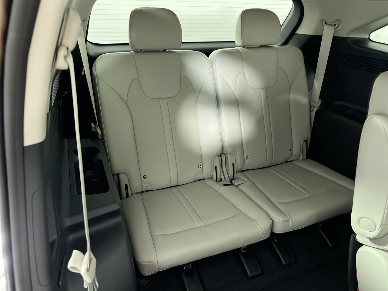 New 2026 Kia Sorento EX w/ EX Premium Package FWD image 25
