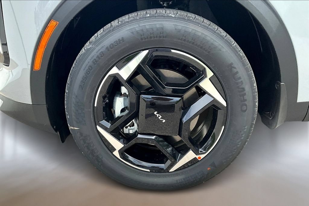 New 2026 Kia Sportage EX AWD/4WD image 13