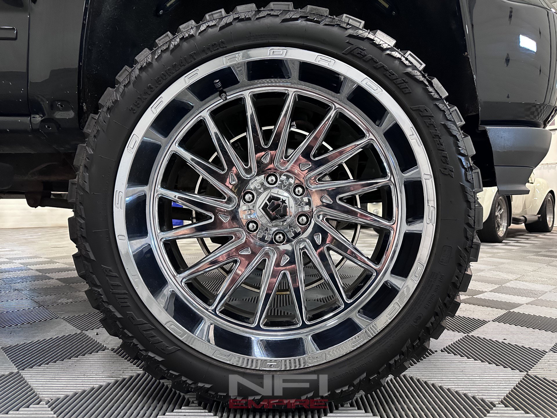 Used 2017 Chevrolet Silverado 1500 LT w/ All Star Edition AWD/4WD image 16