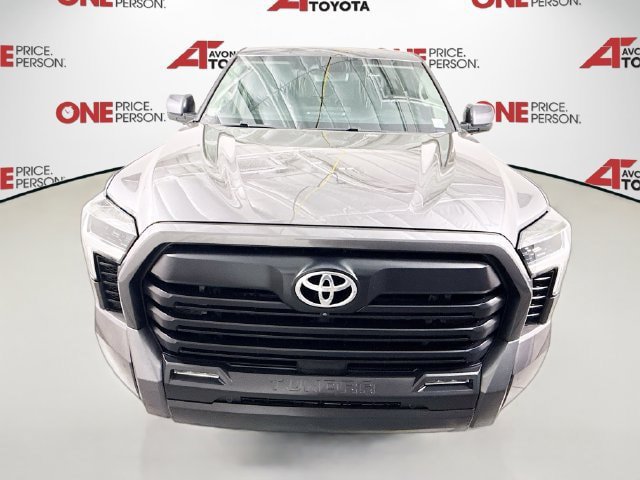 Used 2022 Toyota Tundra SR5 w/ Advanced Technology Package AWD/4WD image 2