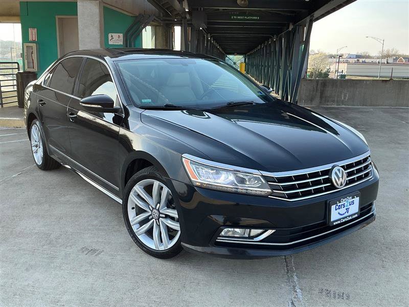 Used 2016 Volkswagen Passat 1.8T w/ Lighting Package image 7